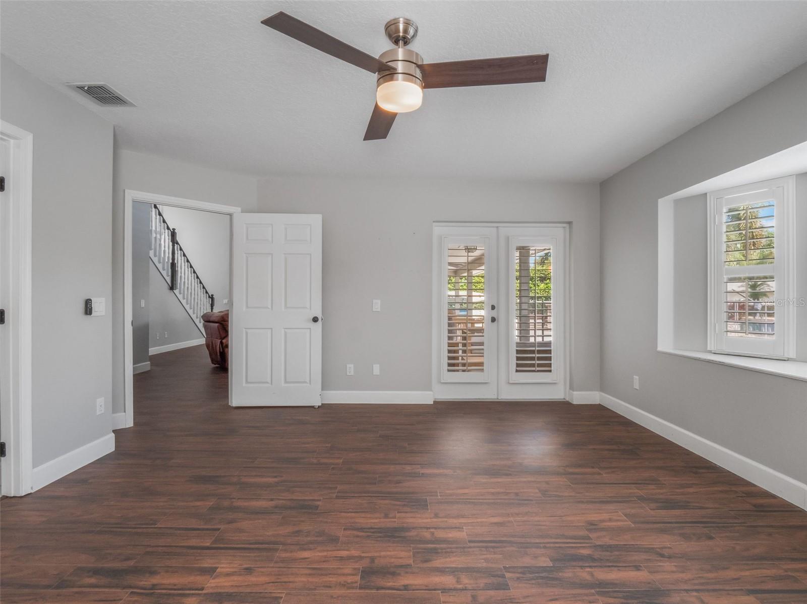 437 HARBOUR OAKS POINTE DR