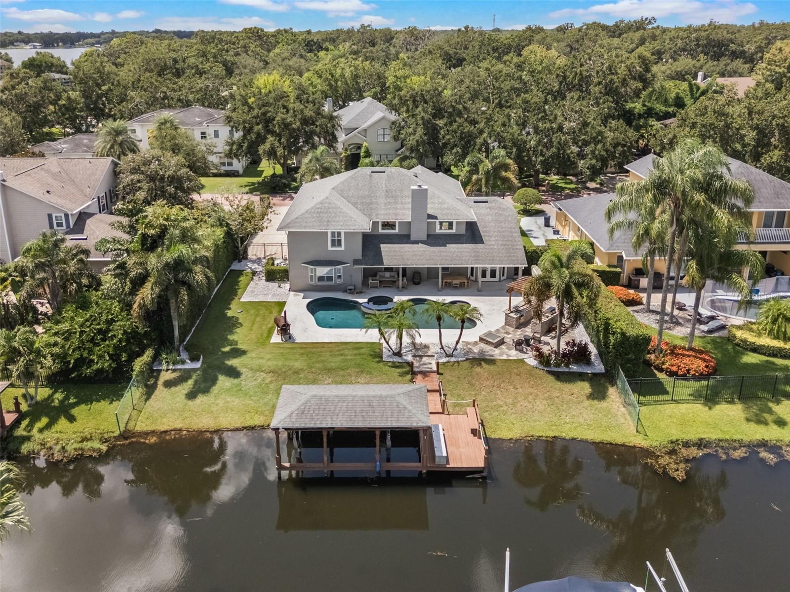 437 HARBOUR OAKS POINTE DR