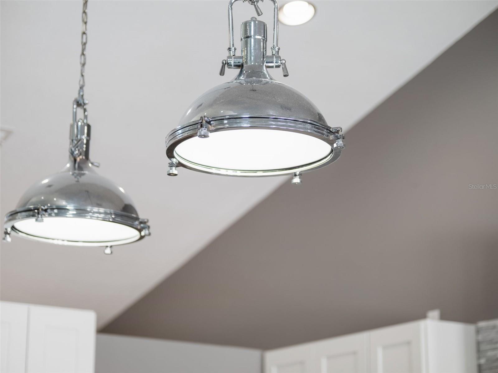 437 HARBOUR OAKS POINTE DR