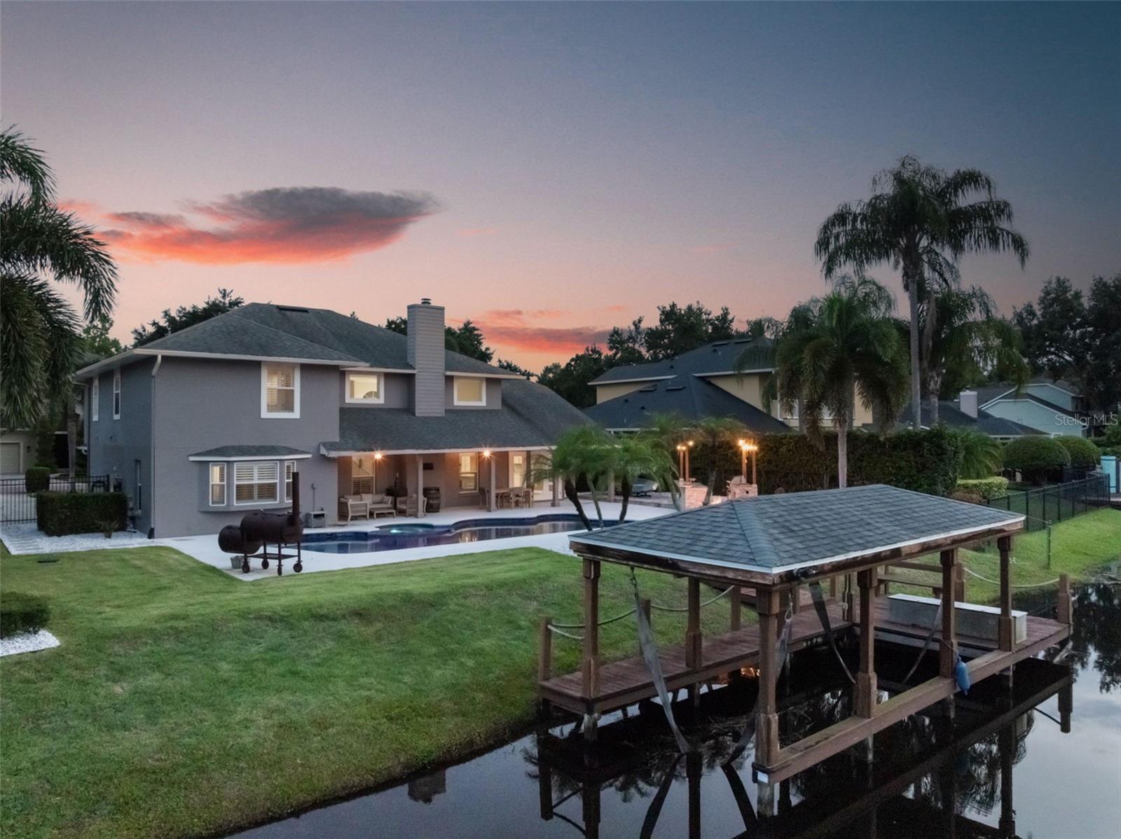 437 HARBOUR OAKS POINTE DR