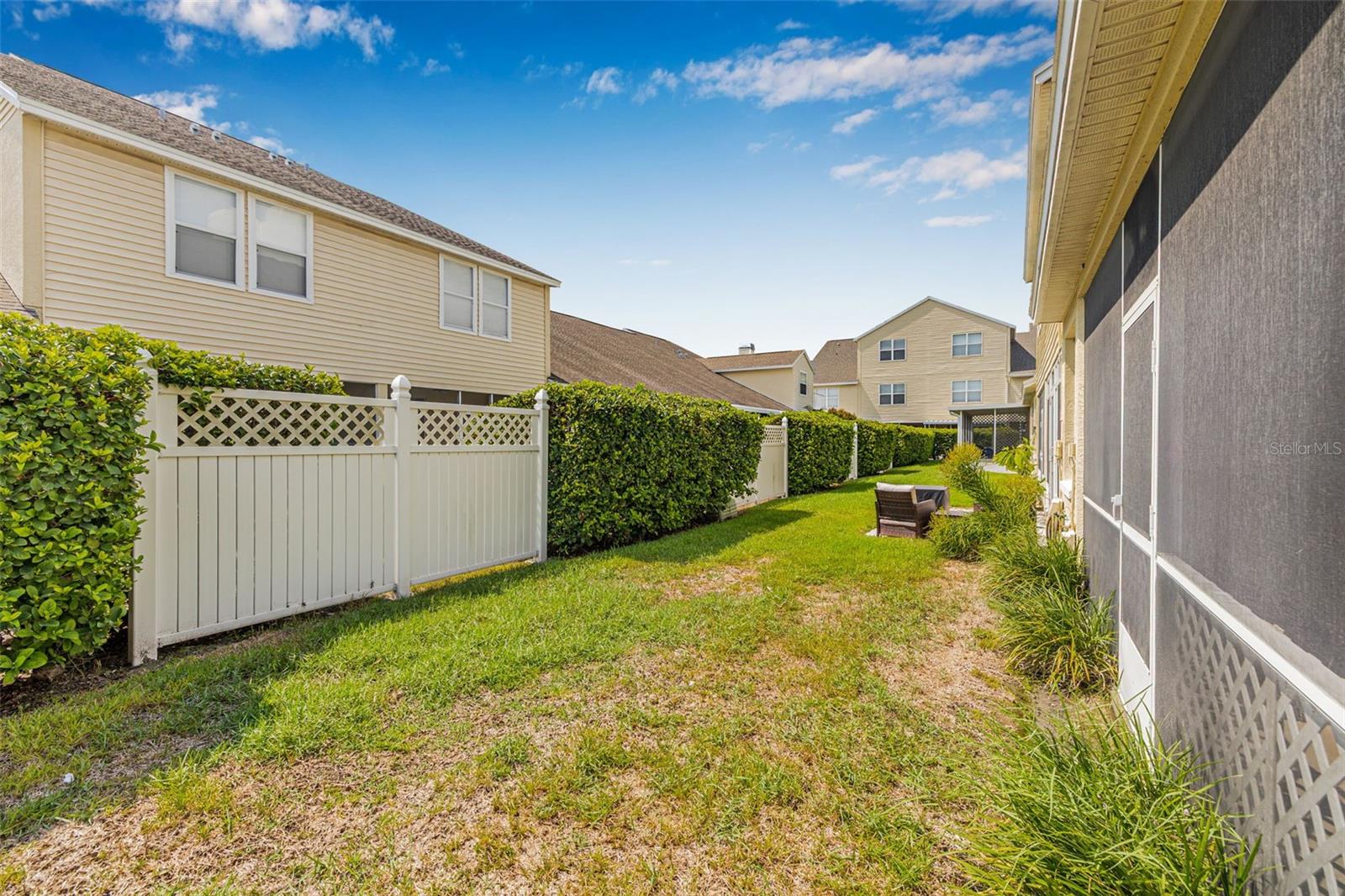 1050 STARKEY RD #604