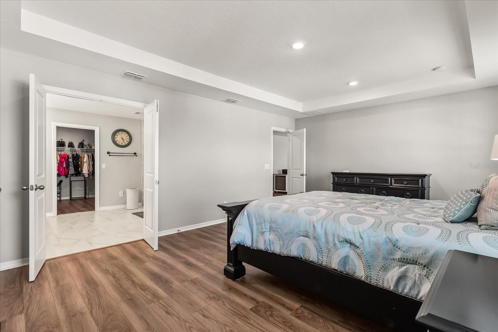 2290 ENDEAVOR WAY