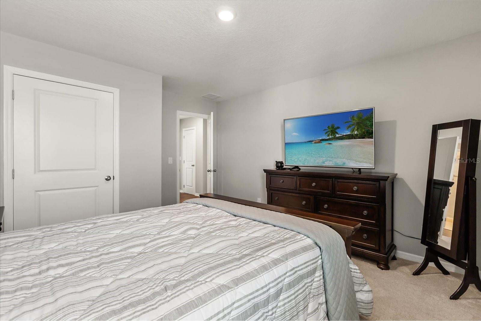 2290 ENDEAVOR WAY