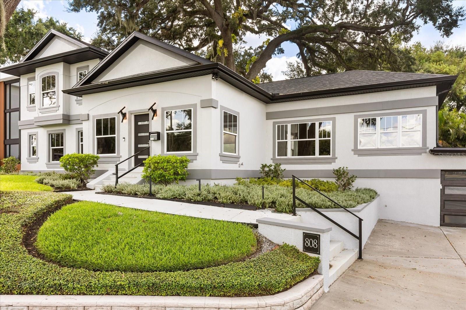 808 EDGEWATER DR