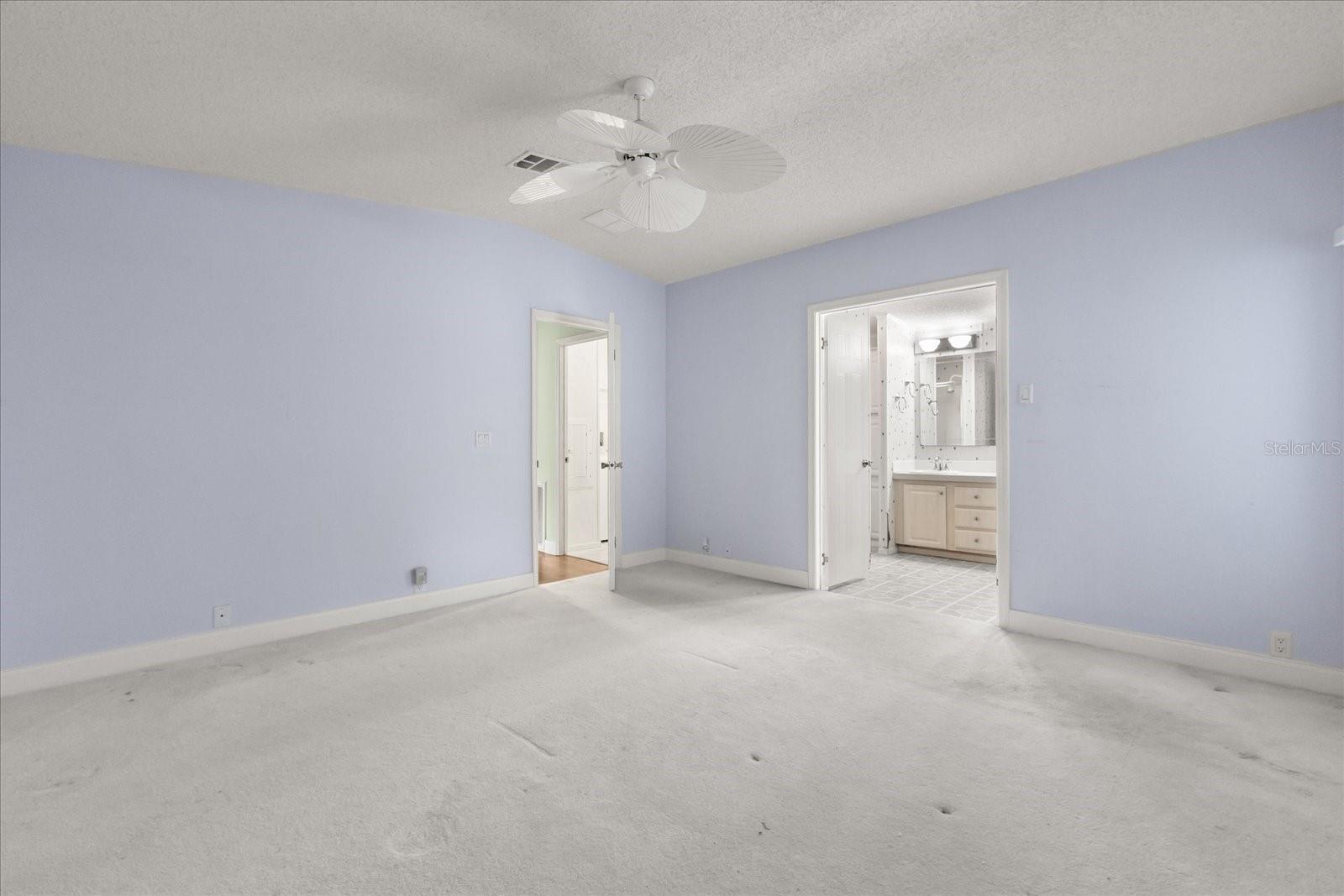 1134 LUTHER DR