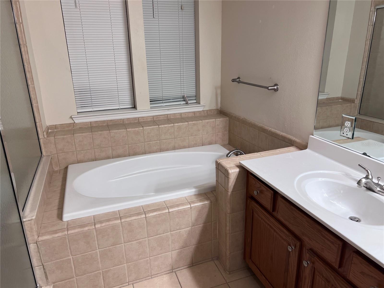 2026 POND RIDGE CT #706