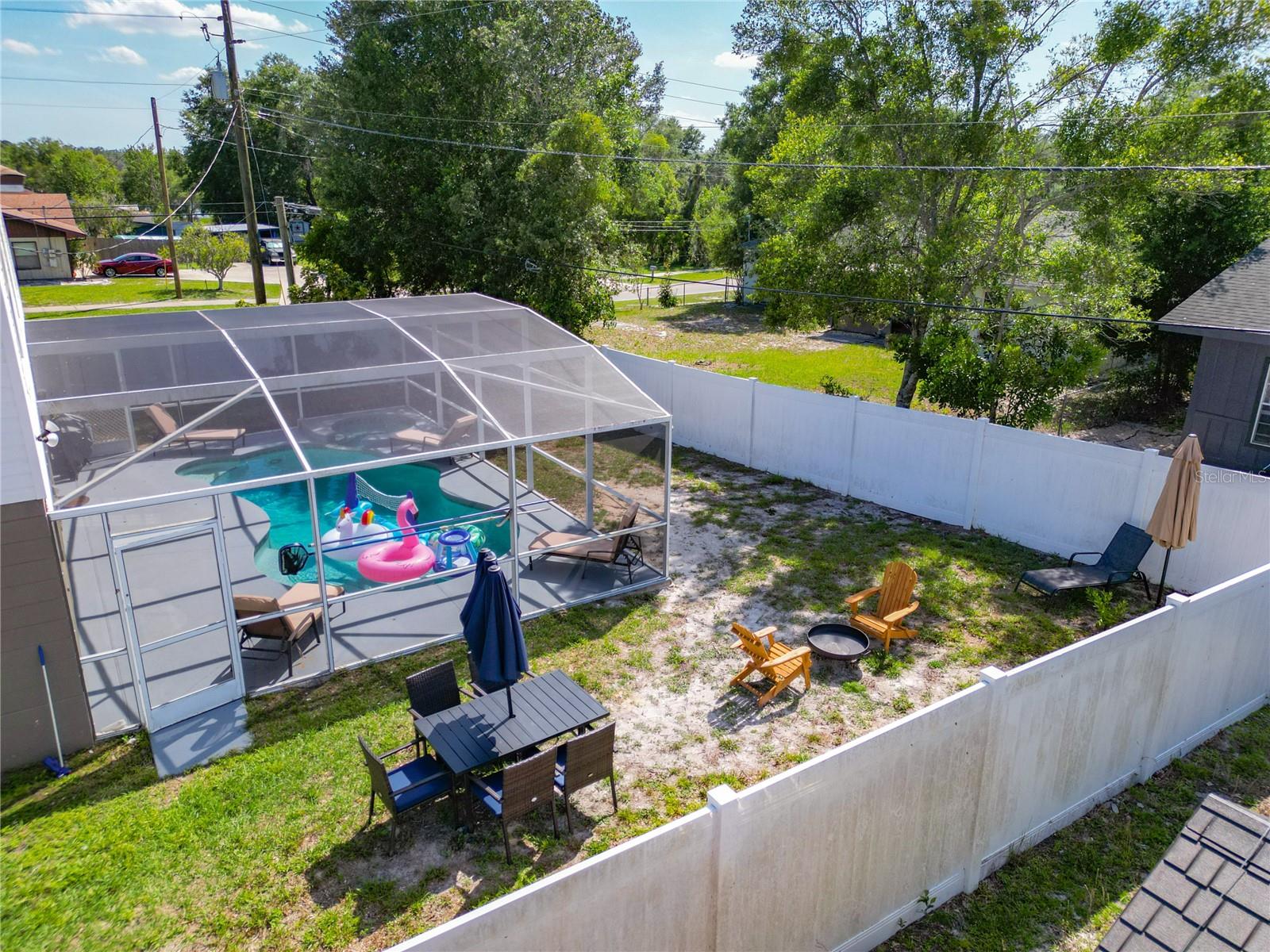 896 HUMPHREY BLVD