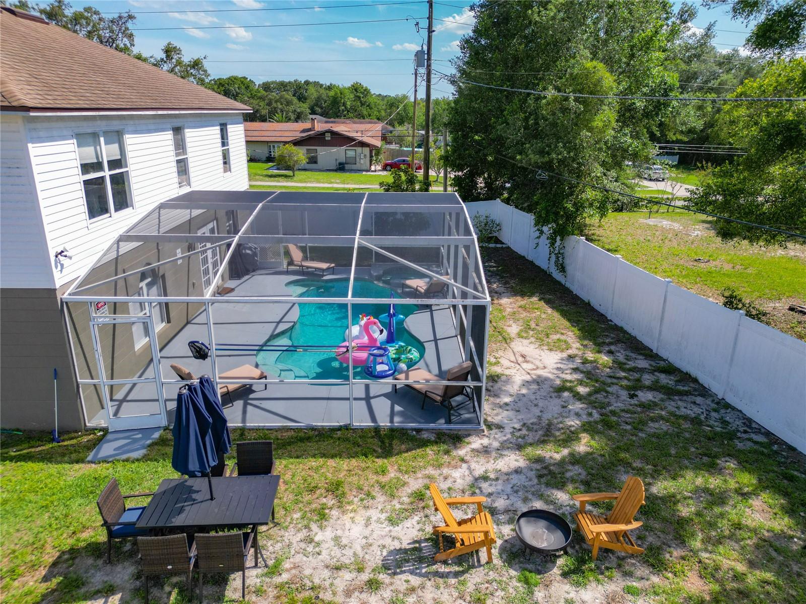 896 HUMPHREY BLVD