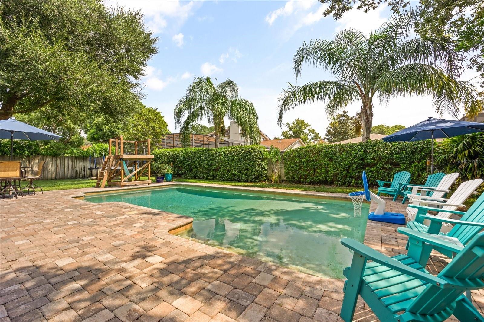 231 BANBURY CT