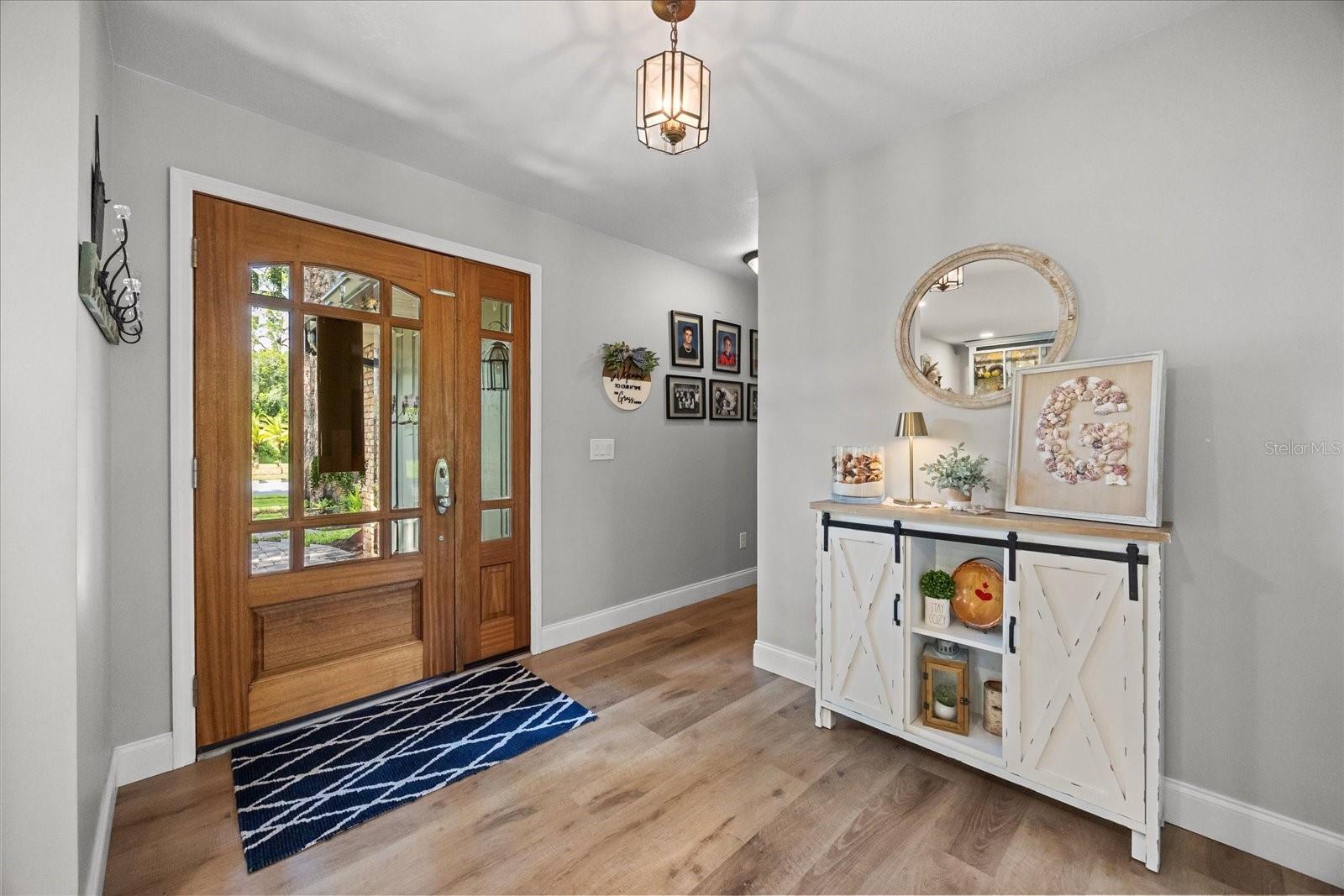 231 BANBURY CT
