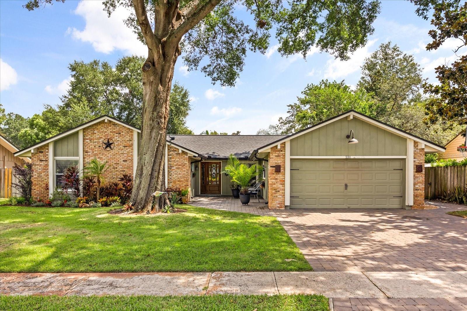 231 BANBURY CT