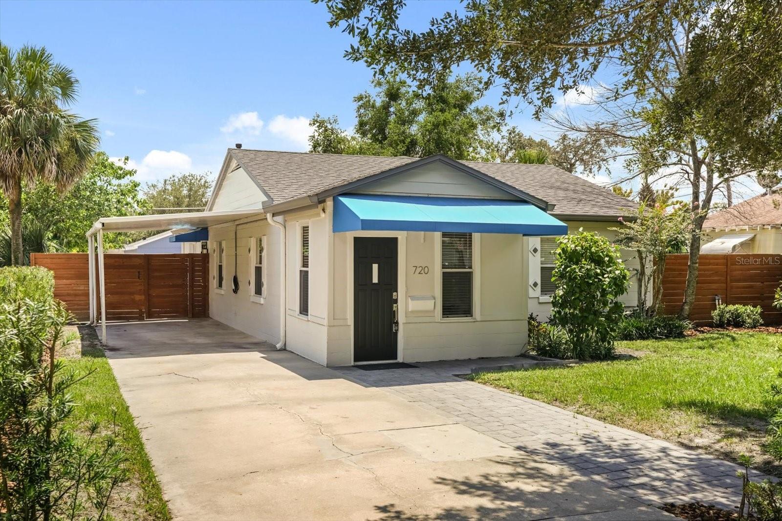 720 W WEBSTER AVE