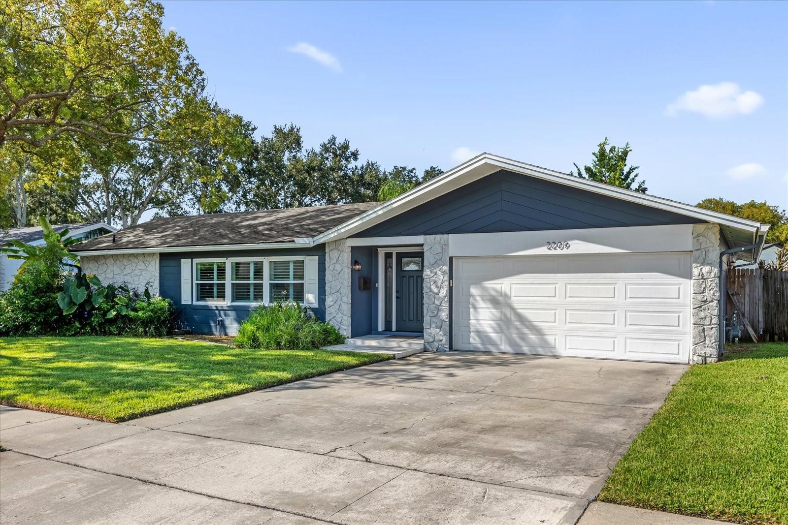 2209 WINNEBAGO TRL