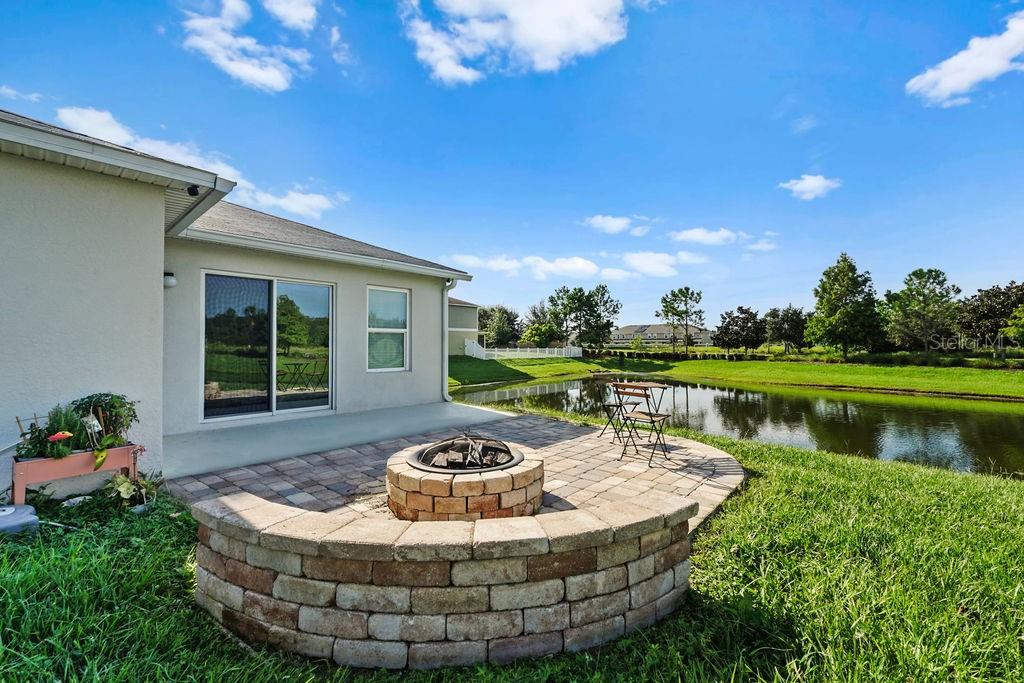 2887 MOSSHIRE CIR