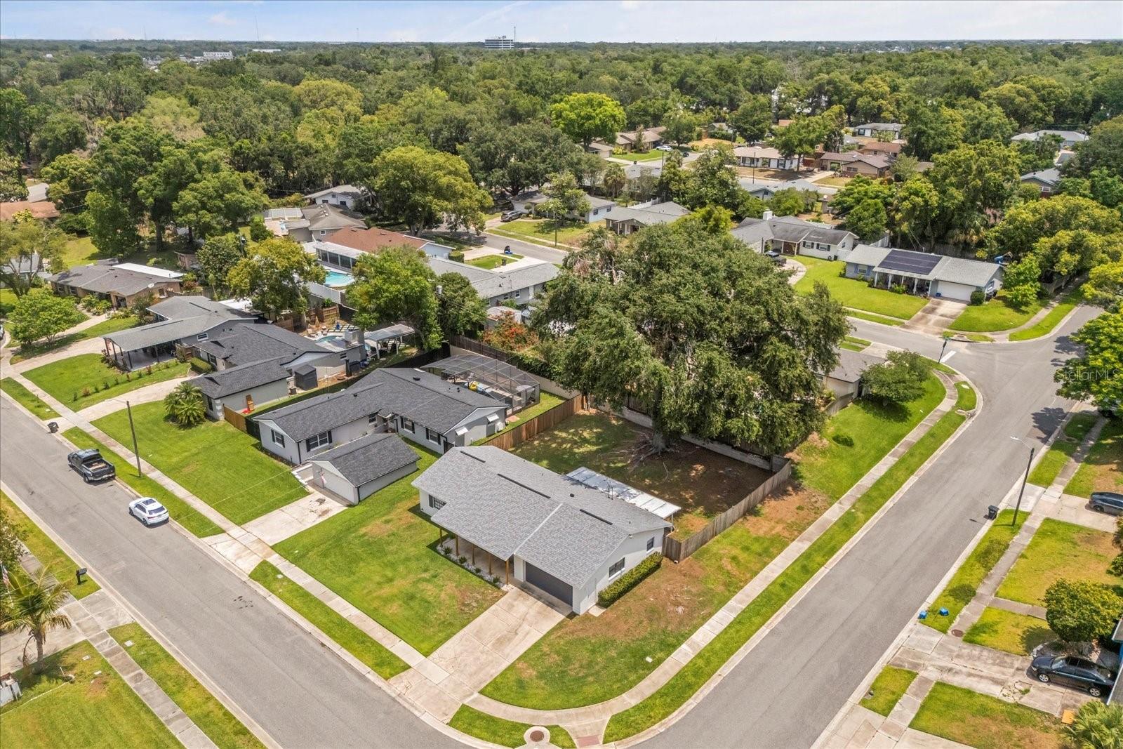 611 BRYAN CT