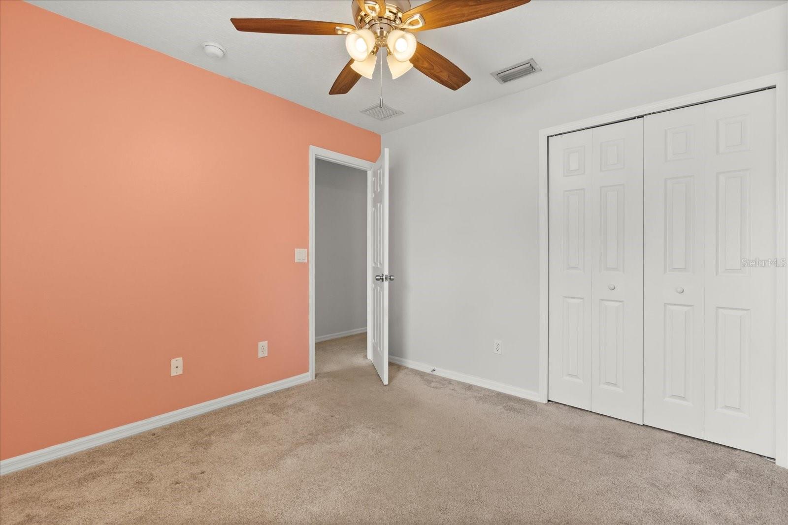 2241 RETREAT VIEW CIR