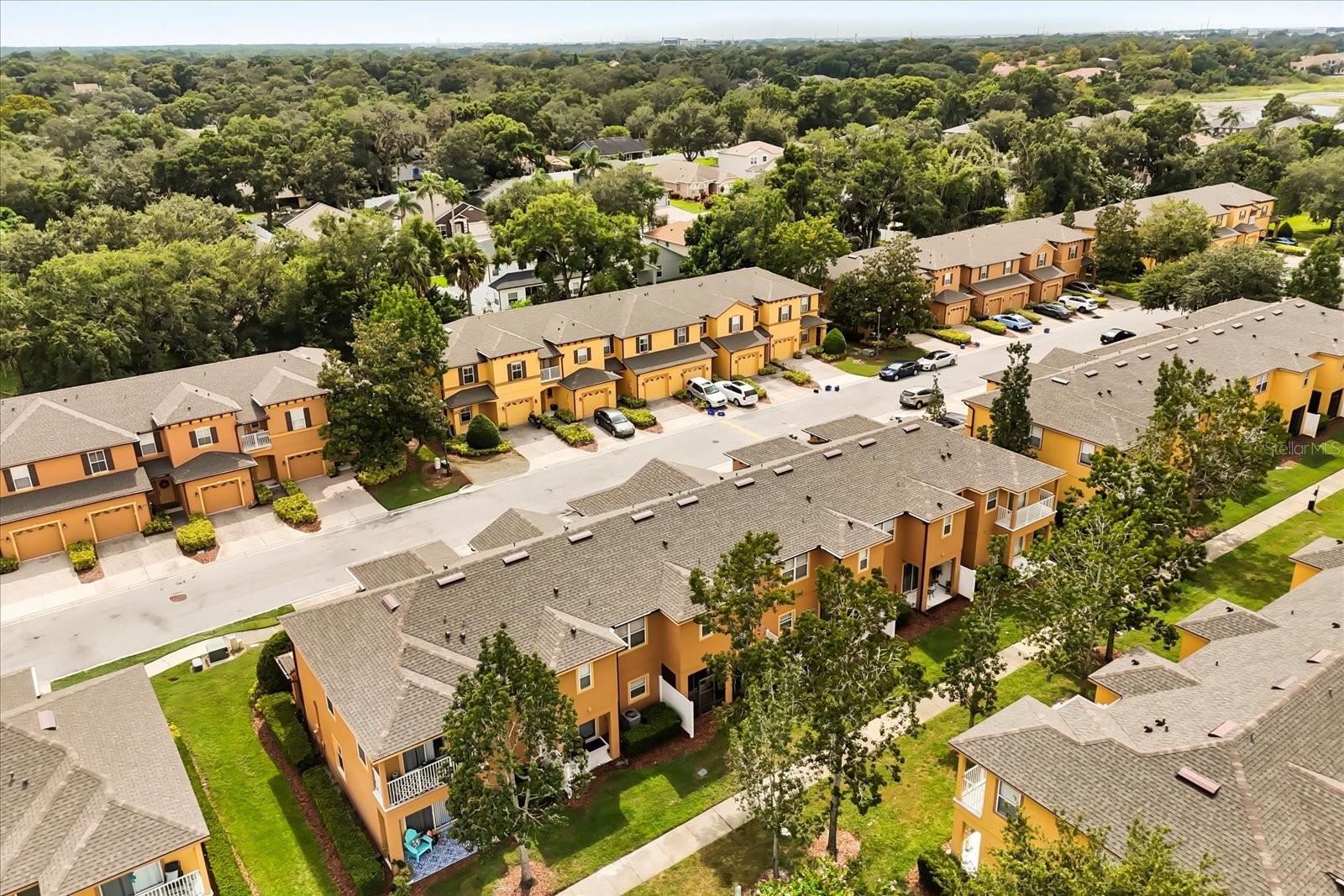 2241 RETREAT VIEW CIR