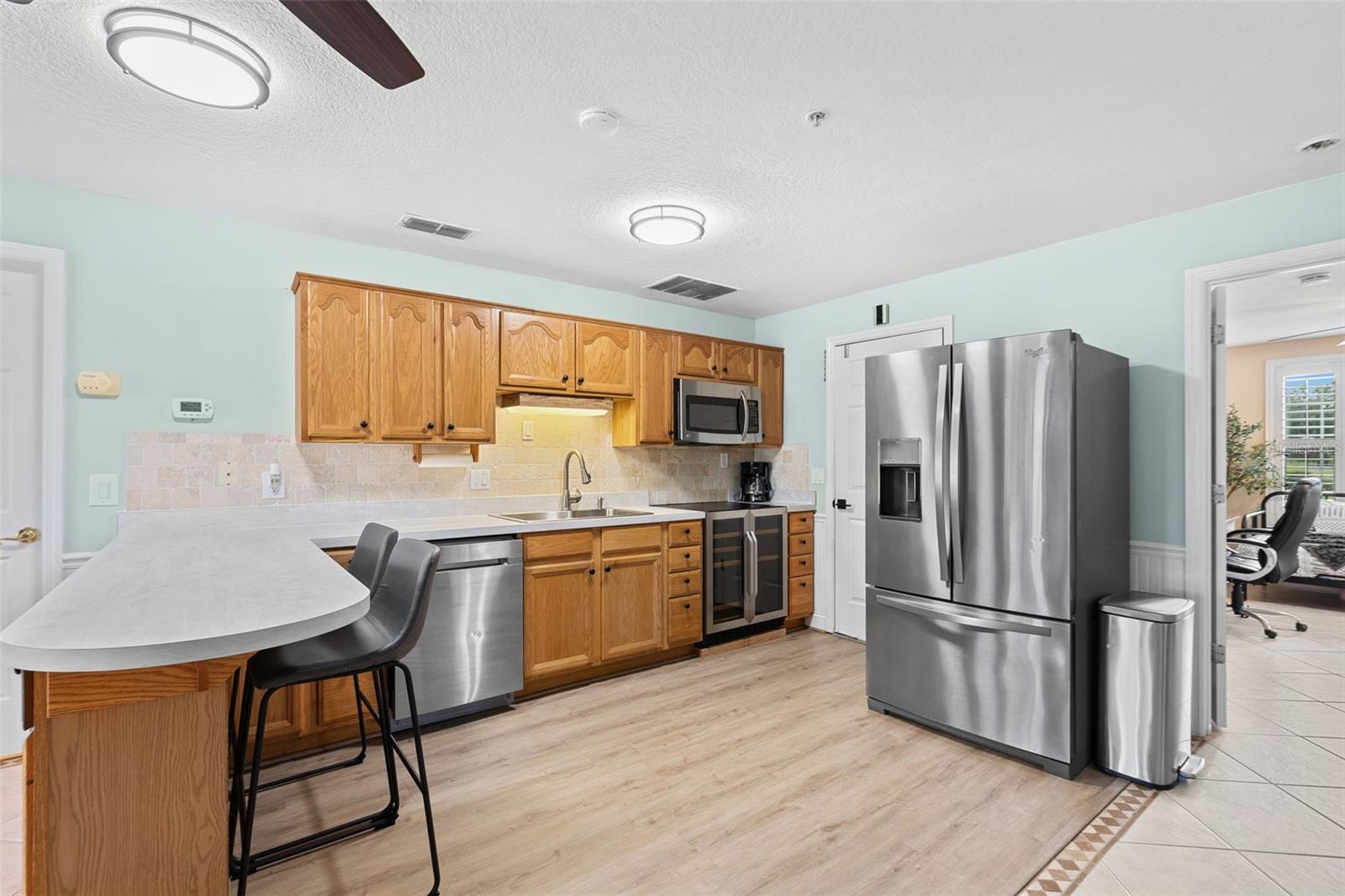 16692 LAKE PICKETT RD