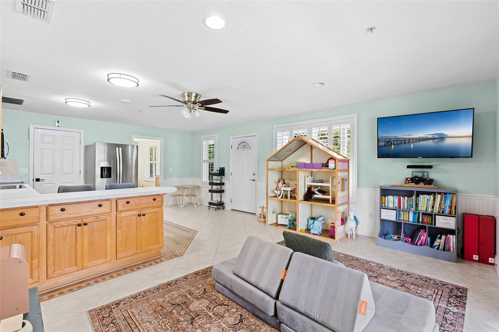 16692 LAKE PICKETT RD