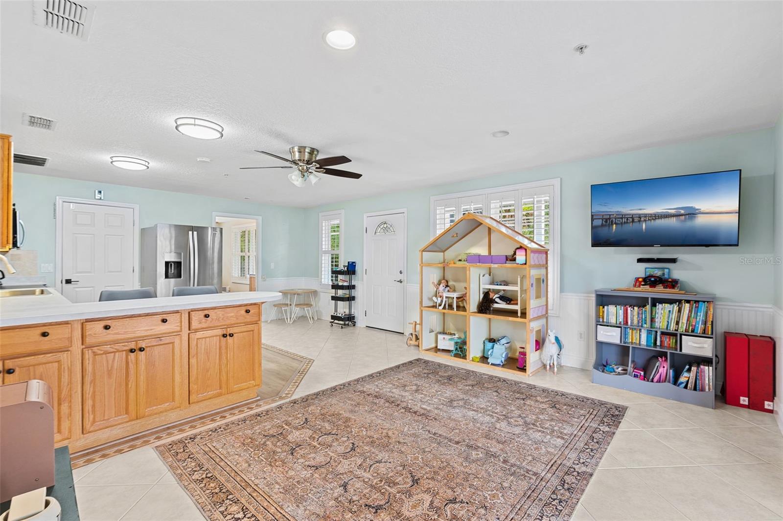 16692 LAKE PICKETT RD