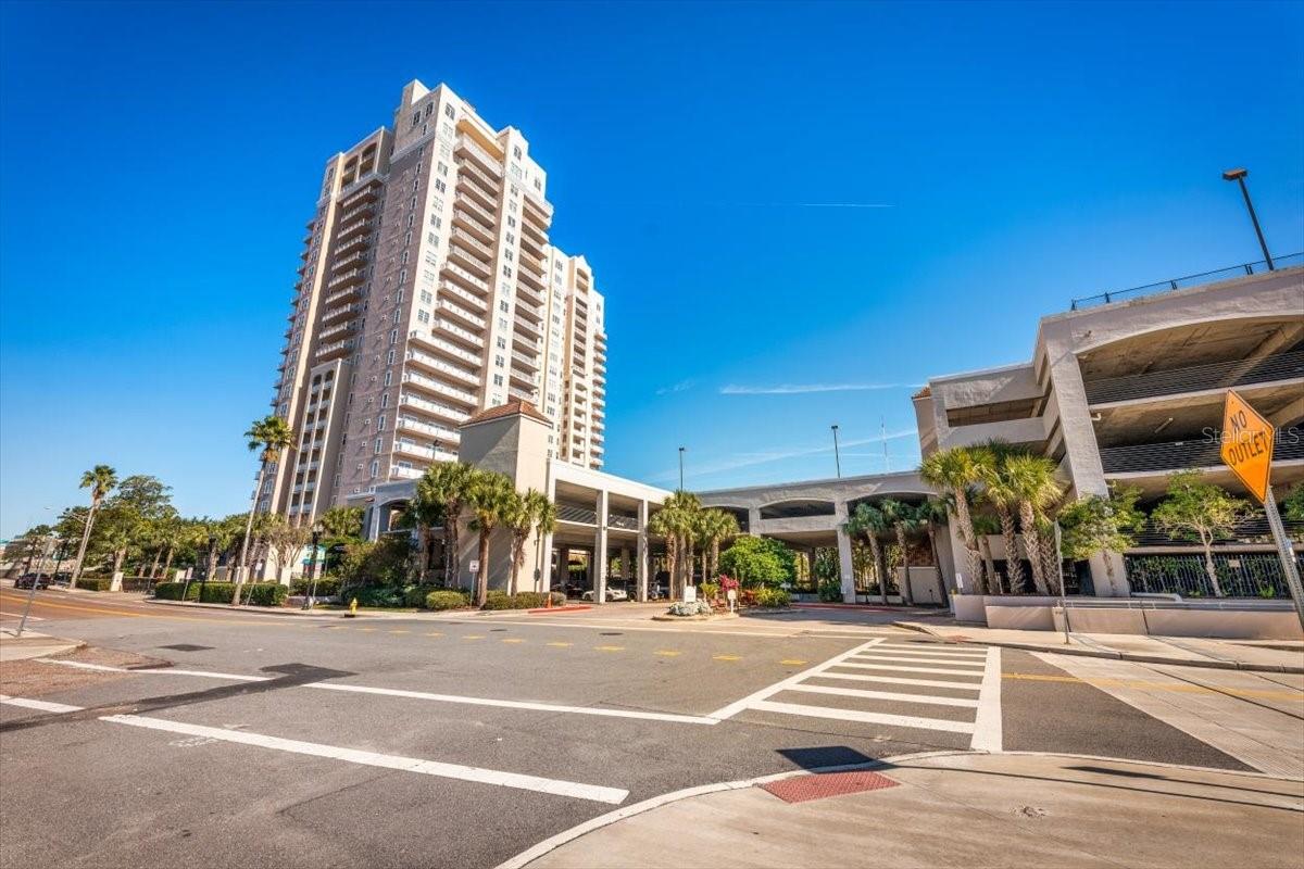 400 E BAY ST #602