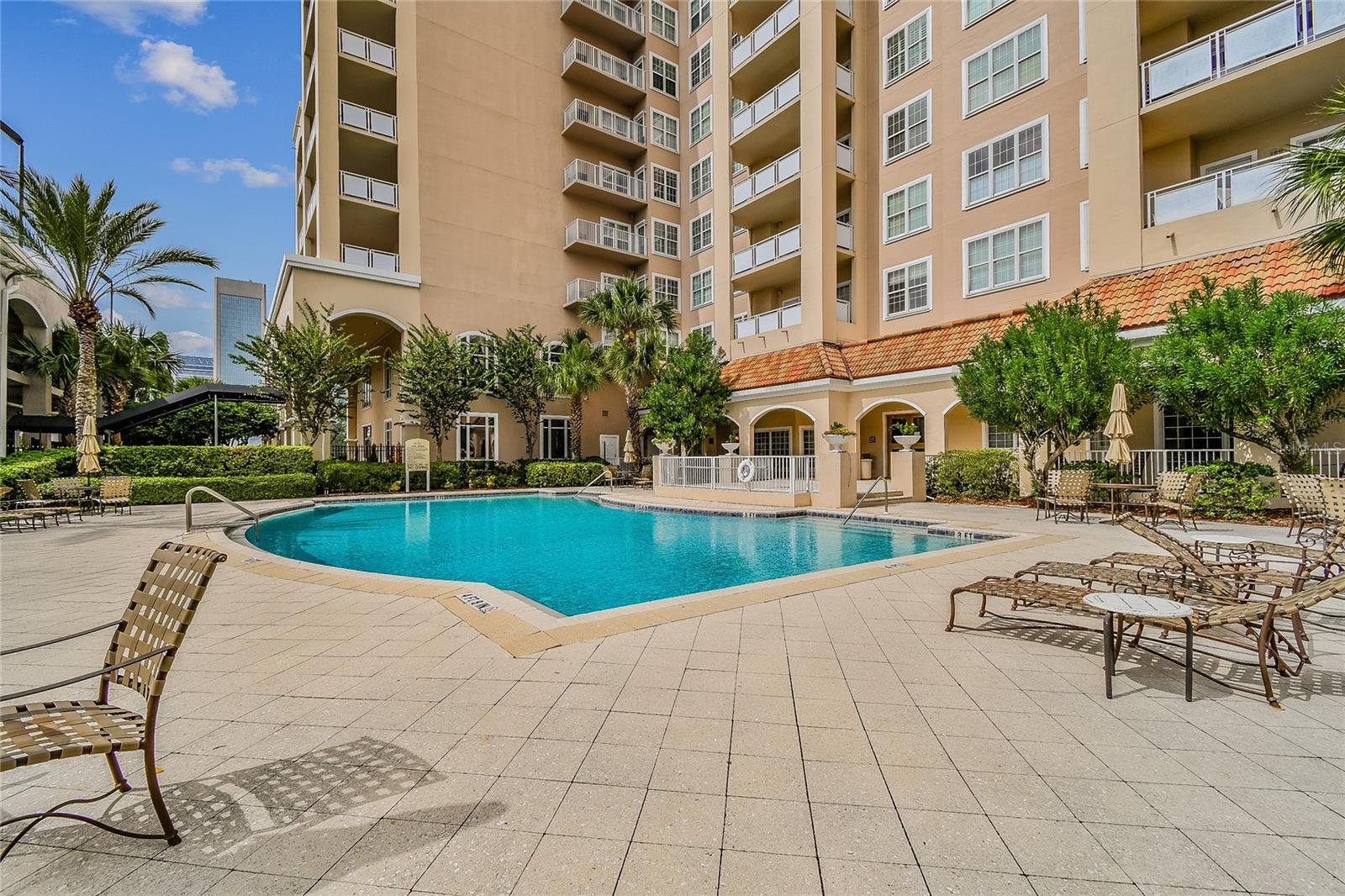 400 E BAY ST #602