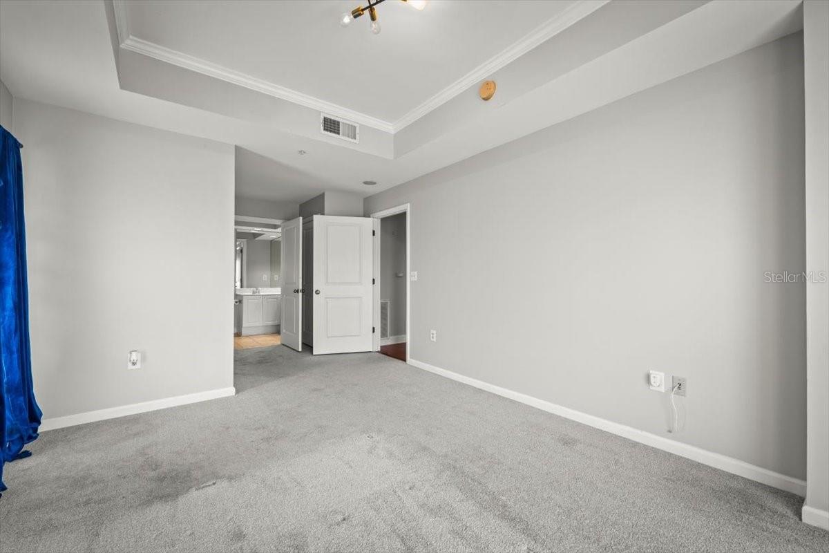 400 E BAY ST #602