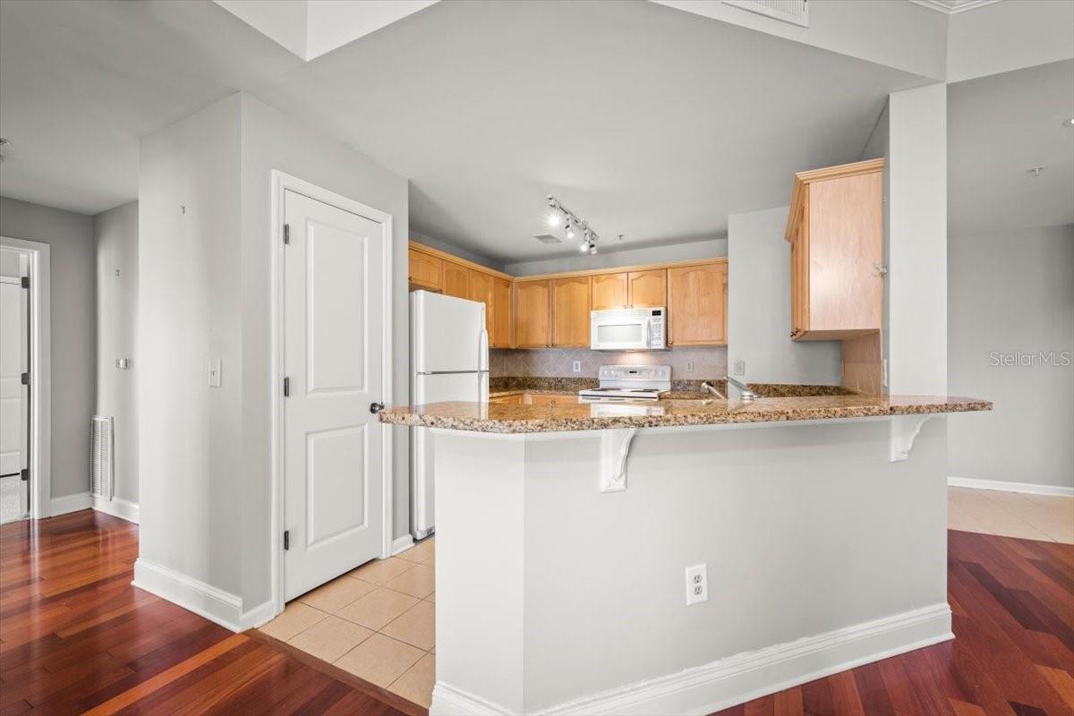 400 E BAY ST #602