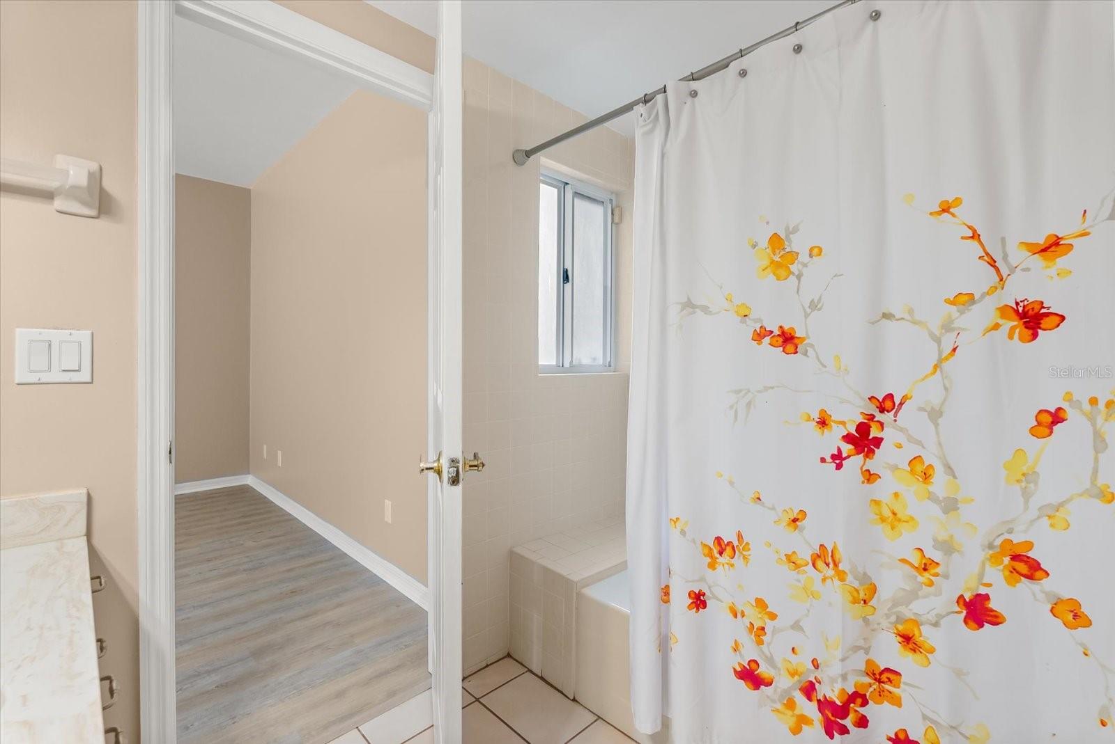 1 MAGNOLIA DR S #1