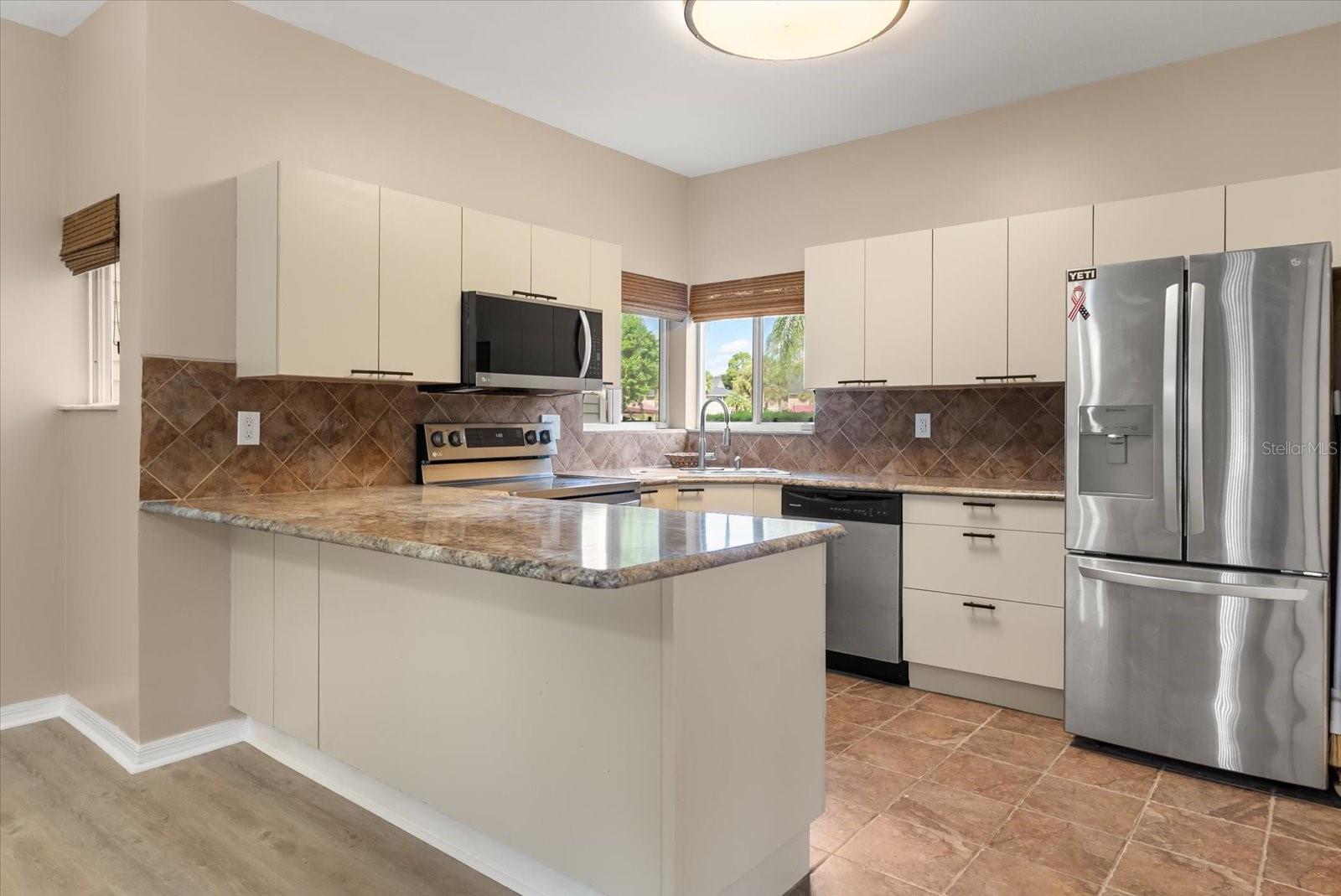 1 MAGNOLIA DR S #1