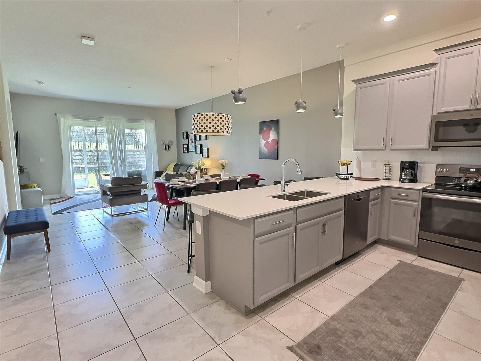 631 OCEAN COURSE AVE #1401