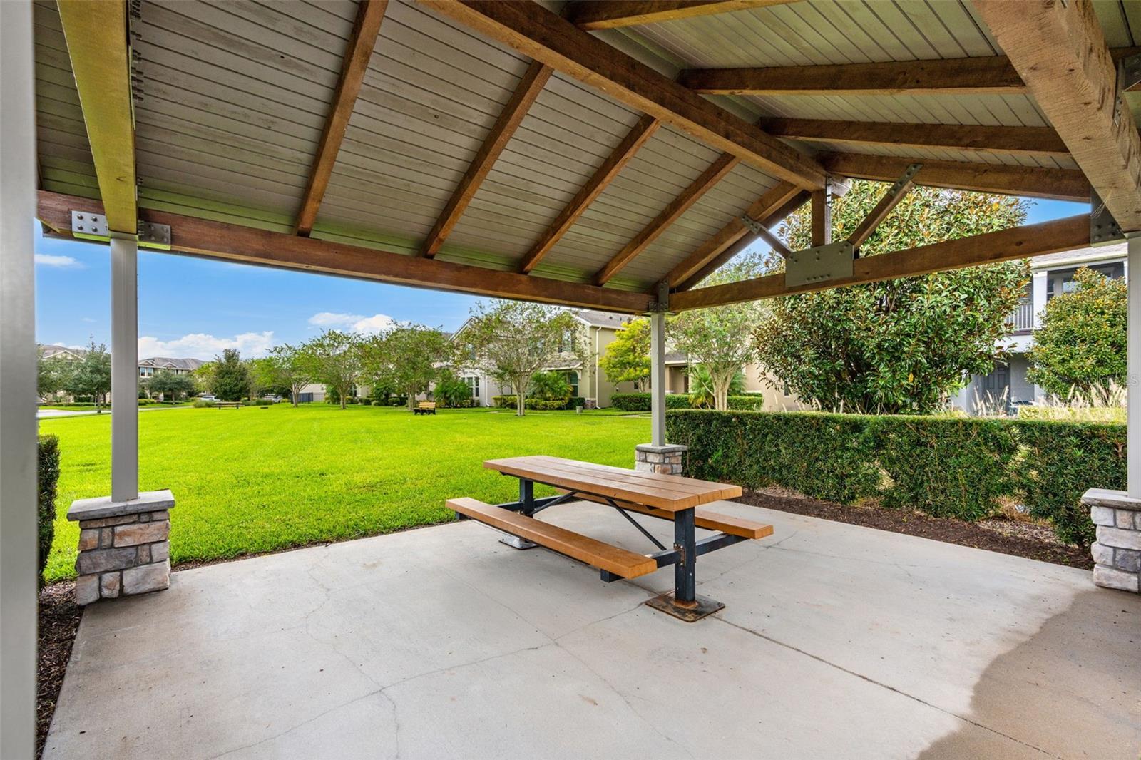 10386 ATWATER BAY DR