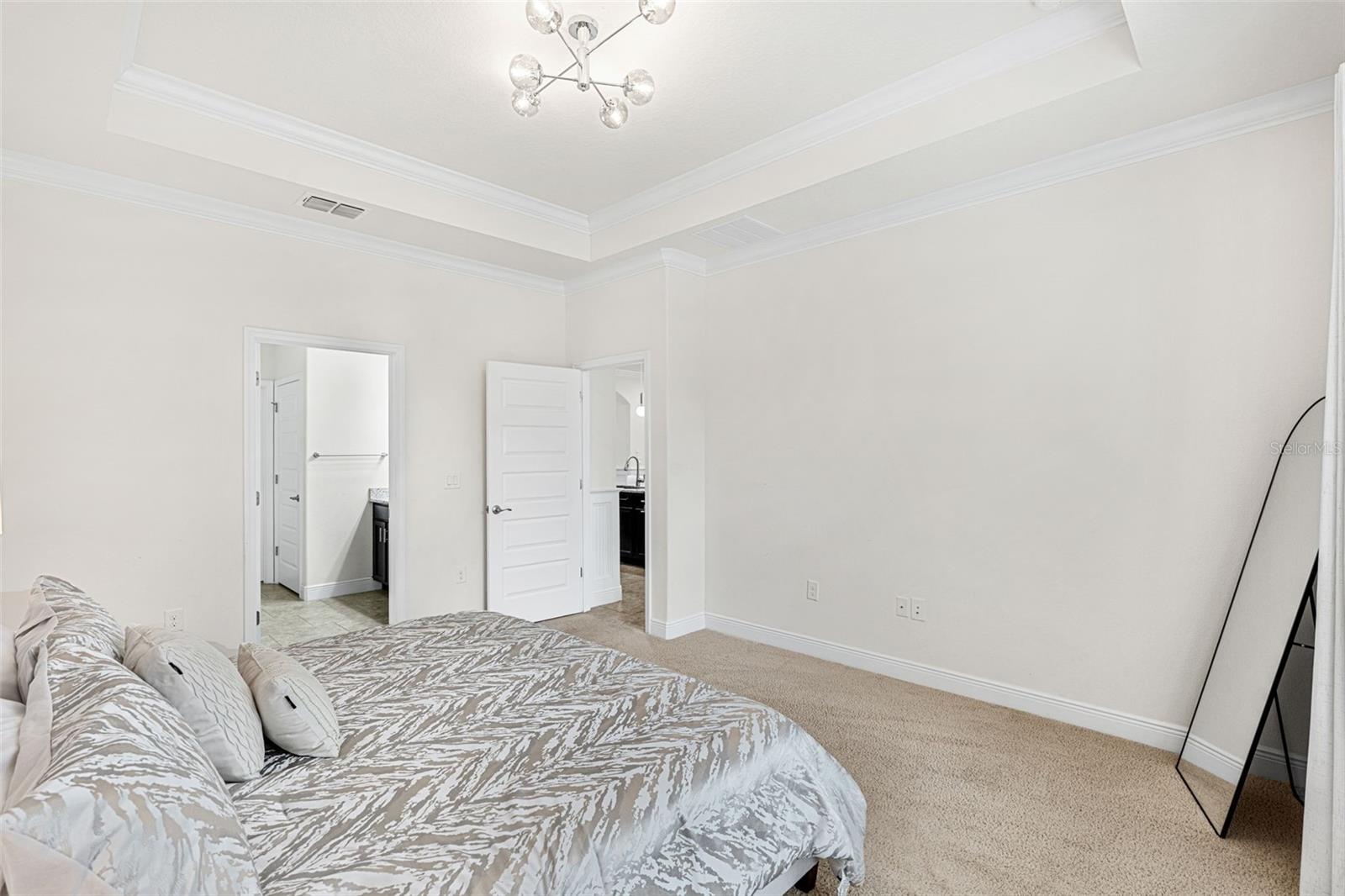 10386 ATWATER BAY DR