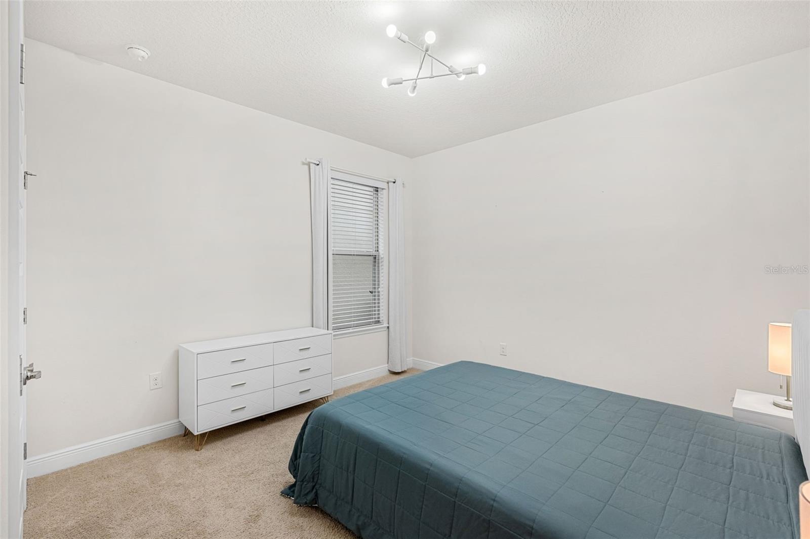 10386 ATWATER BAY DR