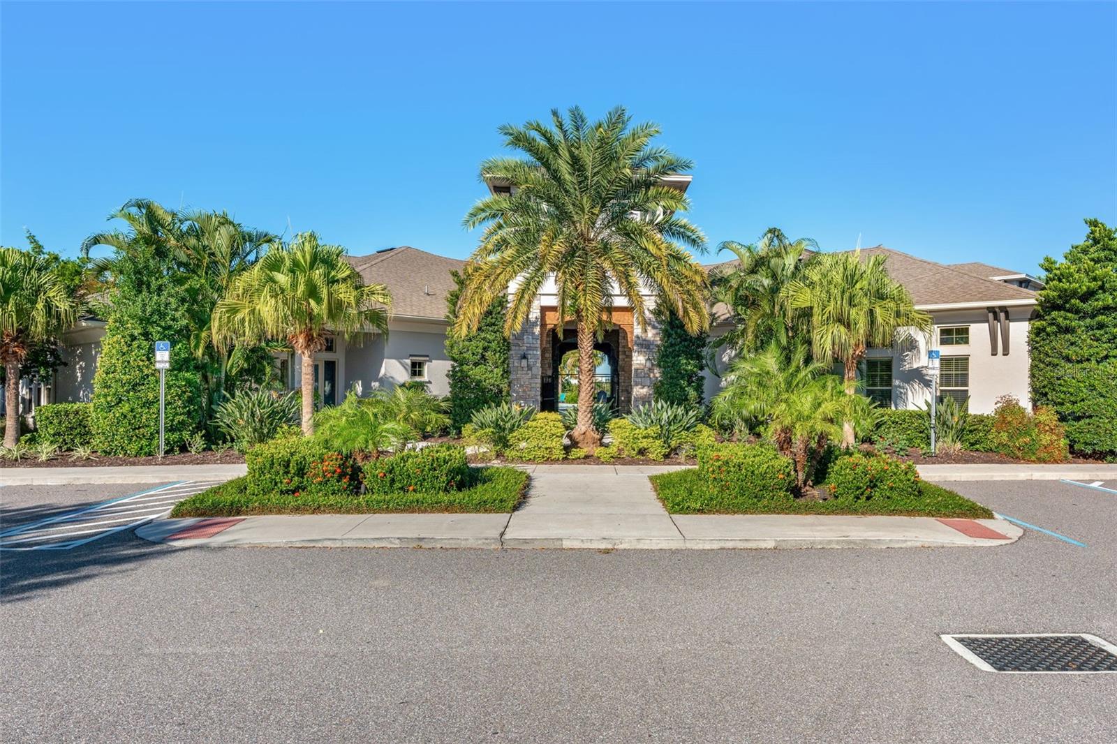 10386 ATWATER BAY DR