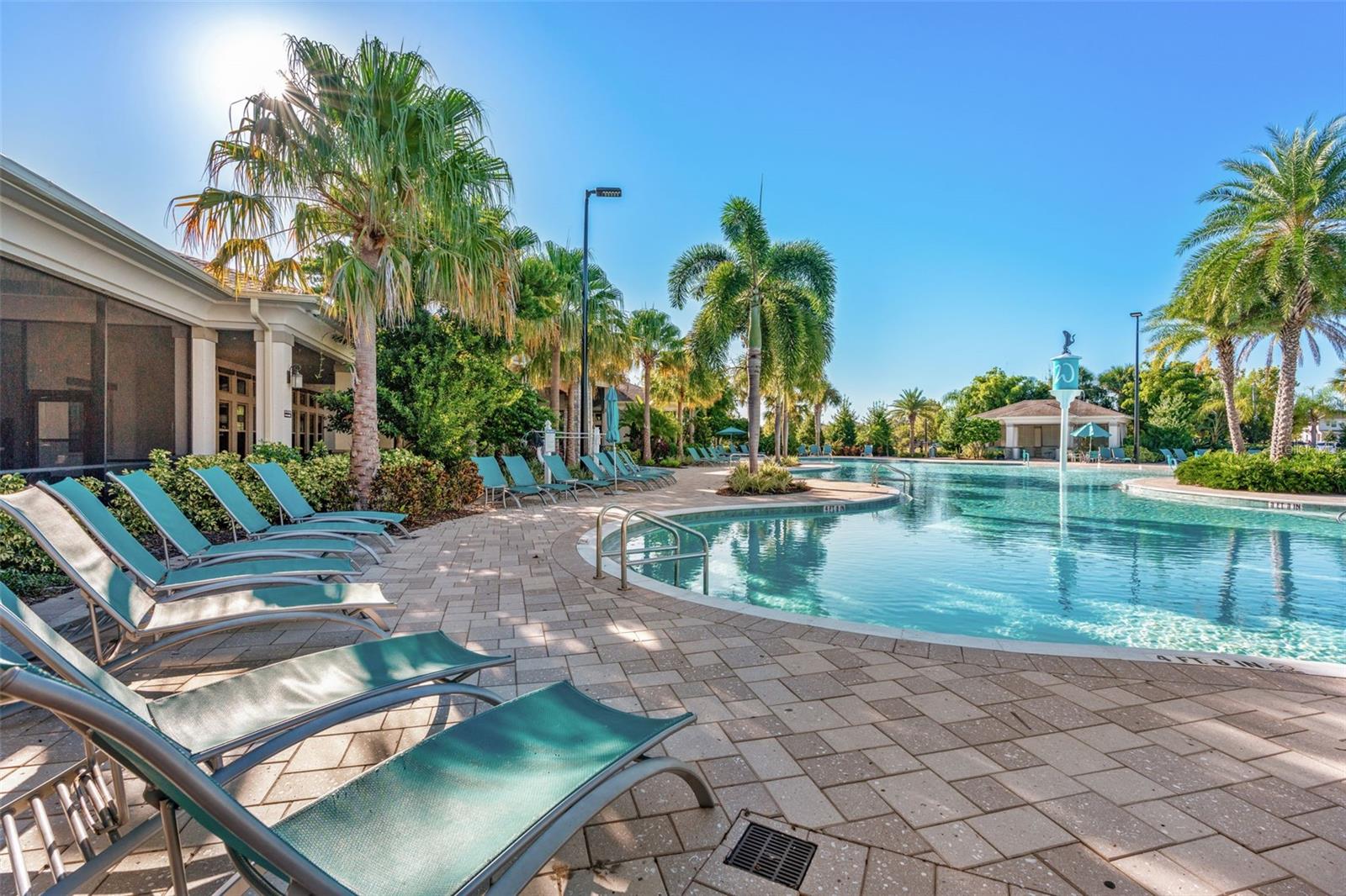 10386 ATWATER BAY DR