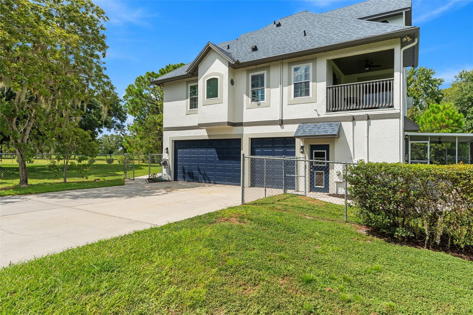 16692 LAKE PICKETT RD