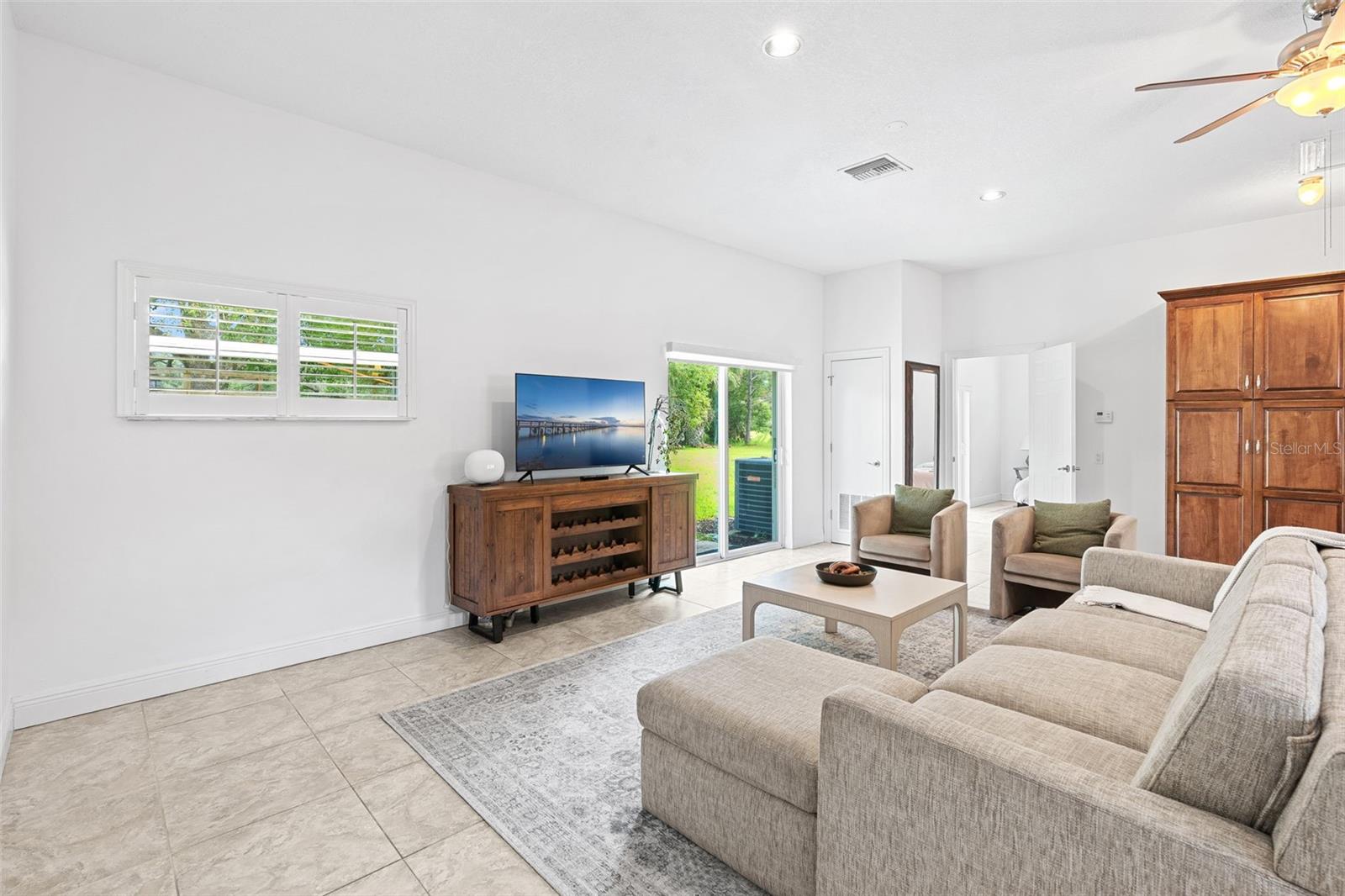 16692 LAKE PICKETT RD