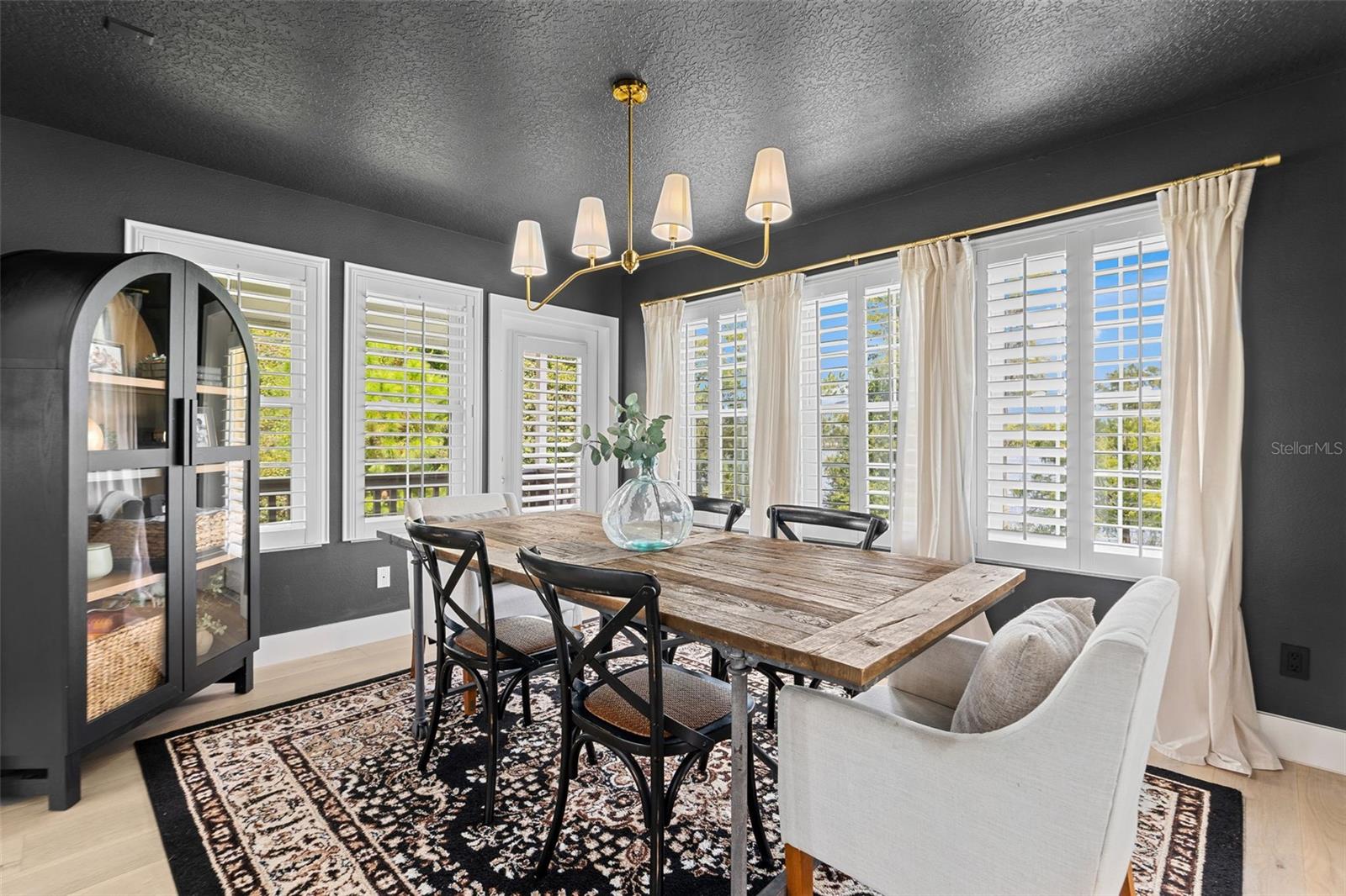 16692 LAKE PICKETT RD