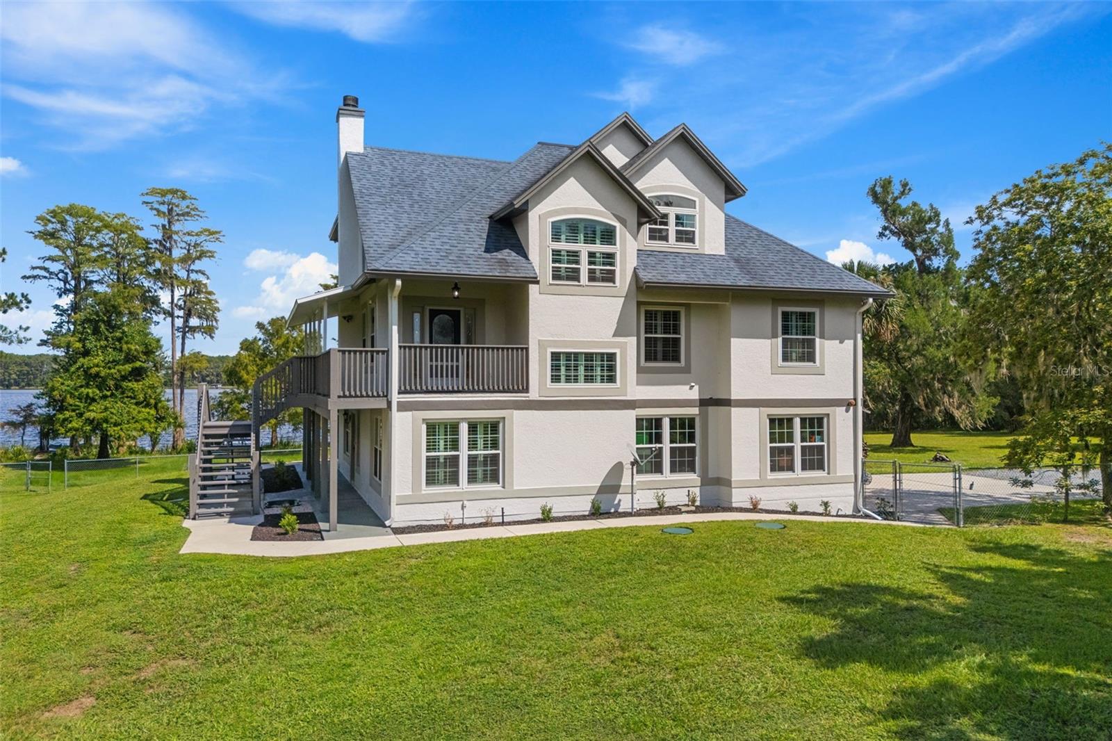 16692 LAKE PICKETT RD