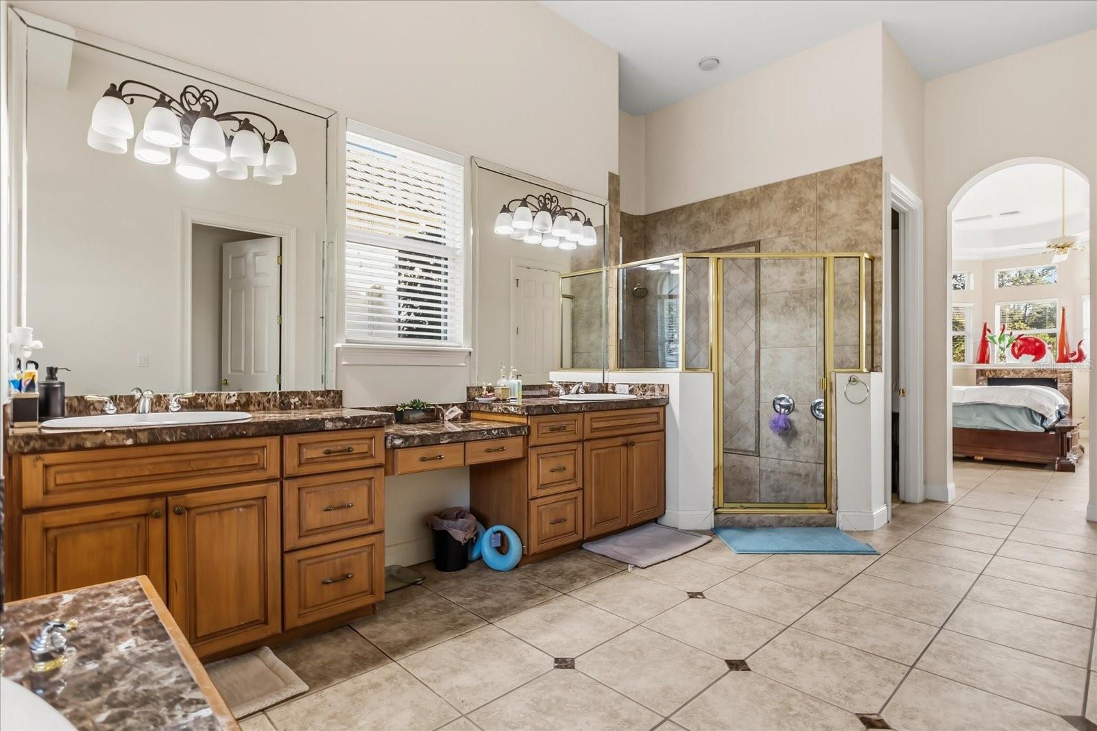 3235 WINDING PINE TRL