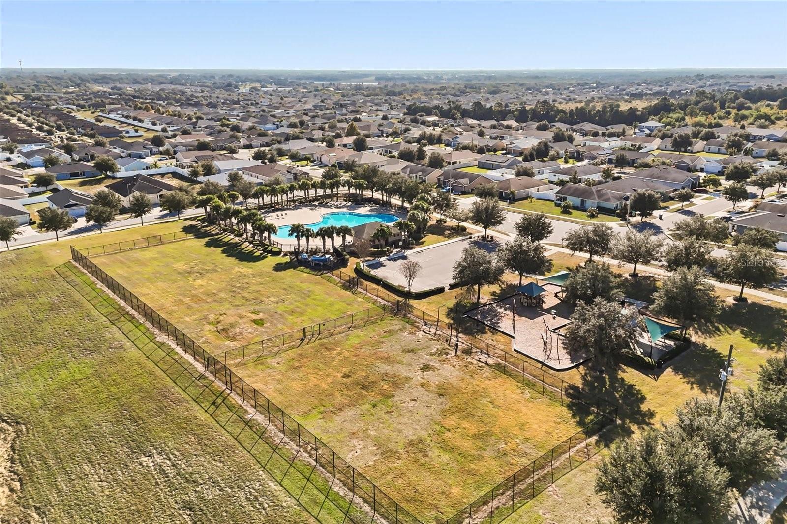 321 MEADOW POINTE DR