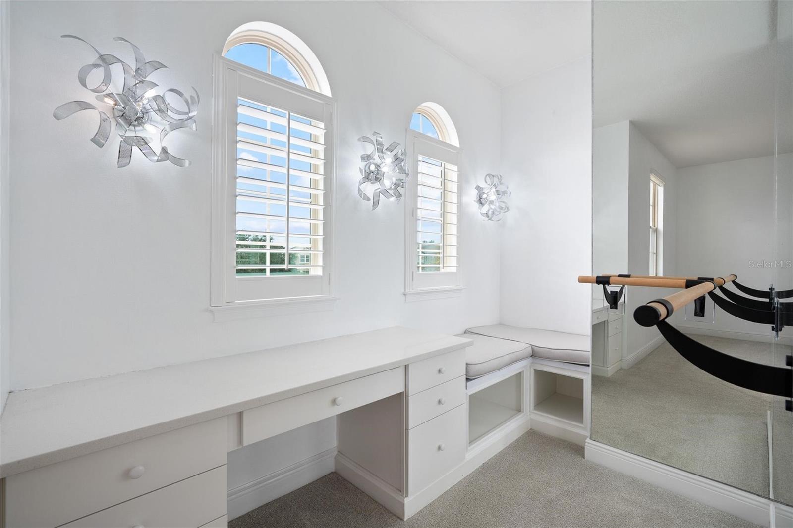 12530 CLIMBING VINE CT