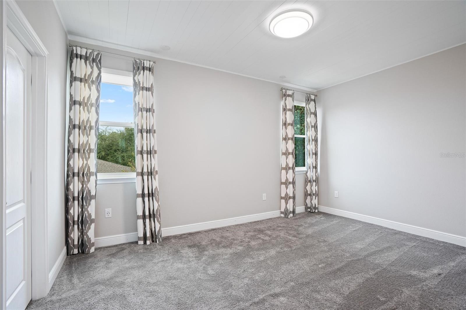 12530 CLIMBING VINE CT