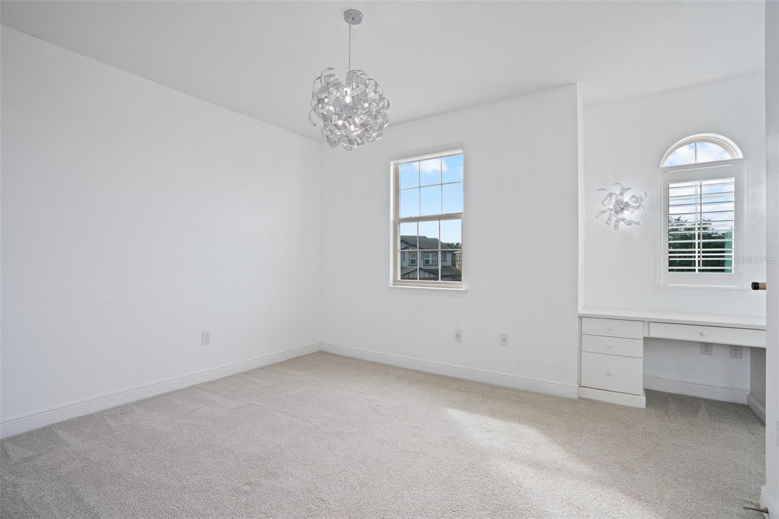 12530 CLIMBING VINE CT