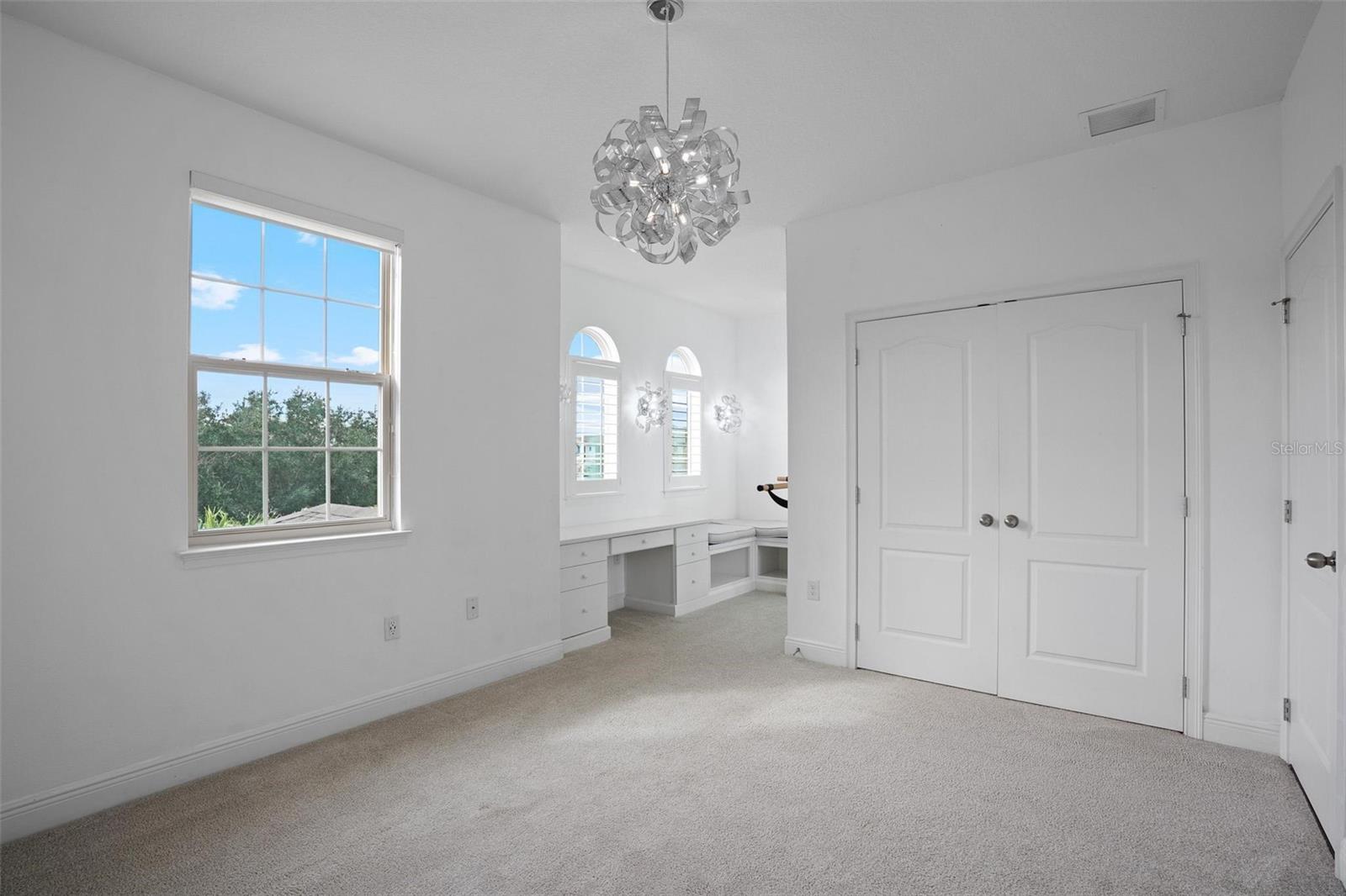 12530 CLIMBING VINE CT