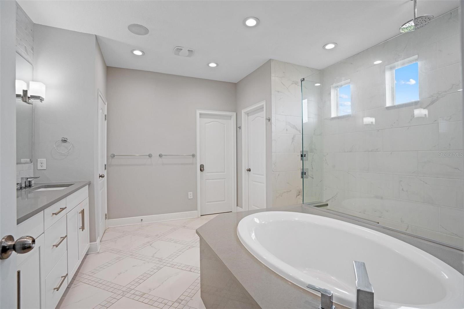 12530 CLIMBING VINE CT