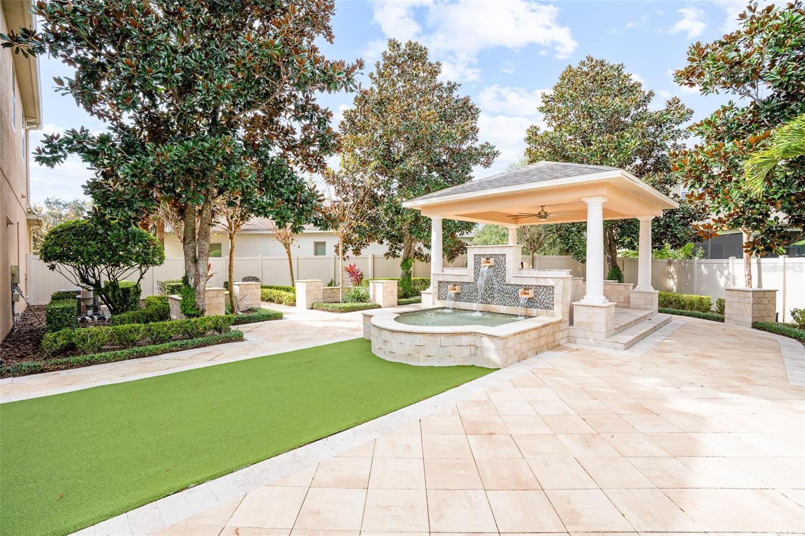 12530 CLIMBING VINE CT