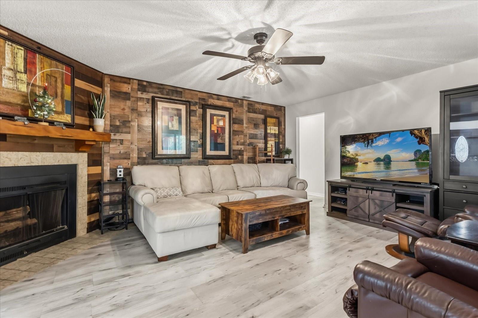 3799 SUTTERS MILL CIR