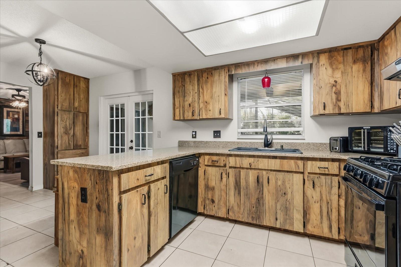 3799 SUTTERS MILL CIR